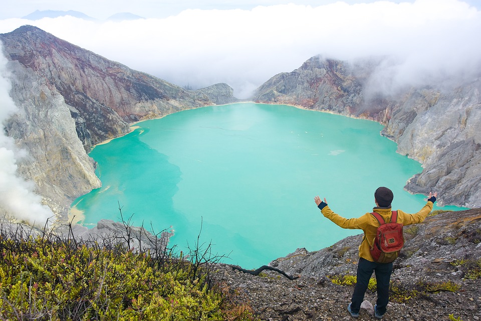 Crater Volcan Ijen